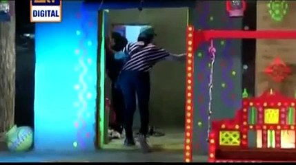 qandeel baloch ka zalzala as wildcard entry in dersi kuryan 5