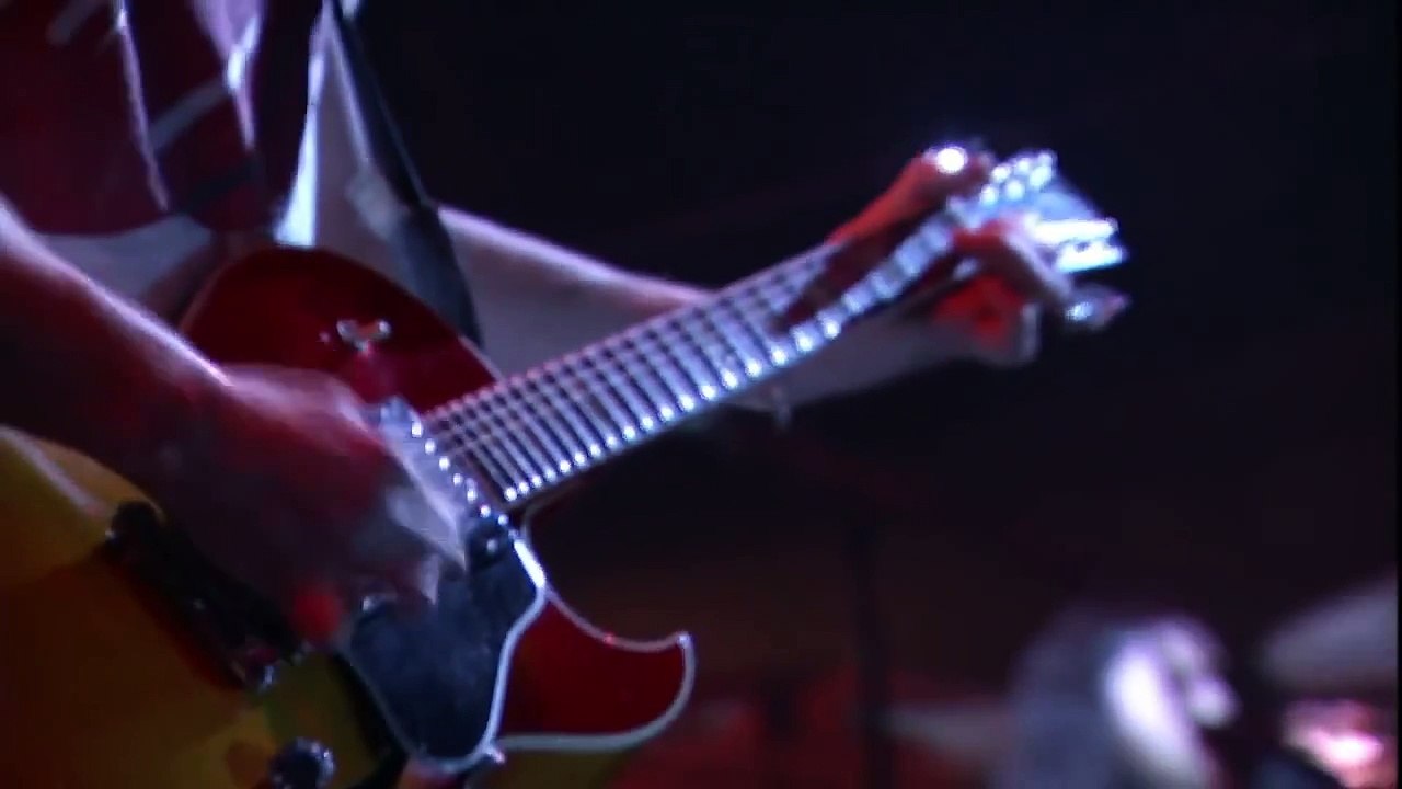 Swimsuit Live 2015_ Kings of Leon perform 'Use Somebody' _ Sports Illustrated Swimsuit