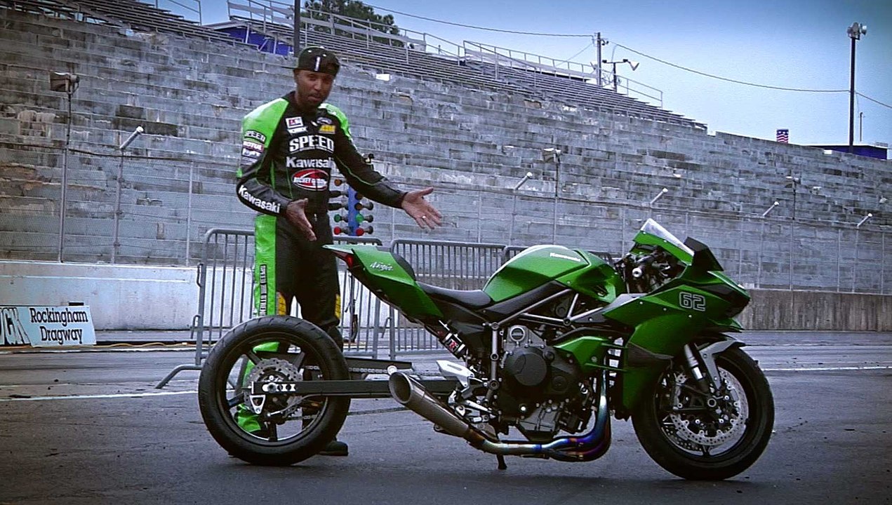 DRAGSTRIP RIP: Rickey Gadson on his Supercharged Ninja H2 Hybrid