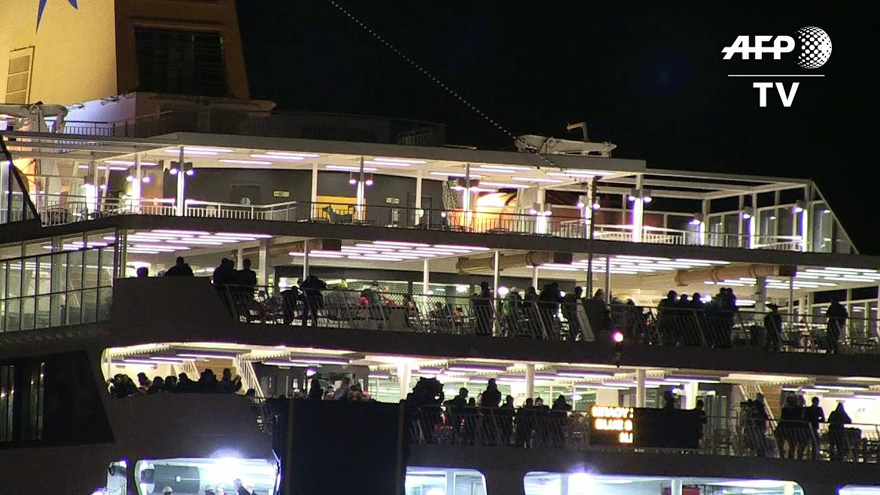 Tausende Flüchtlinge sitzen in Griechenland fest