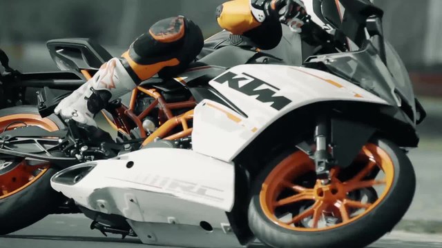 2015 KTM RC390 First Ride