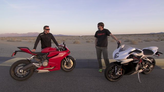 2014 Ducati 899 Panigale vs. MV Agusta F3 800 | ON TWO WHEELS - SHORT SHIFT!
