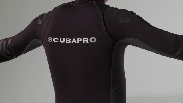 60: Second ScubaLab: SCUBAPRO Everflex C-Zip Wetsuit