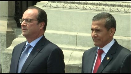 Hollande habla en Perú del alto el fuego en Siria y del trabajo conjunto con Humala