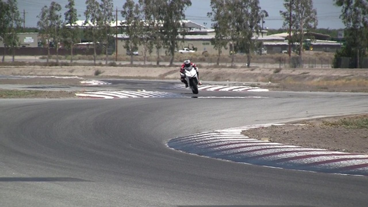 Behind The Scenes: Triumph Daytona 675R vs. MV Agusta F3