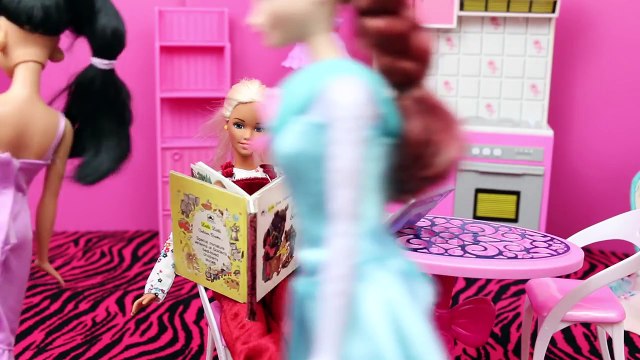 Barbie Pregnant with Prince Hans, Brunette Elsa and Jasmine Pregnancy Announcements DisneyCarToys