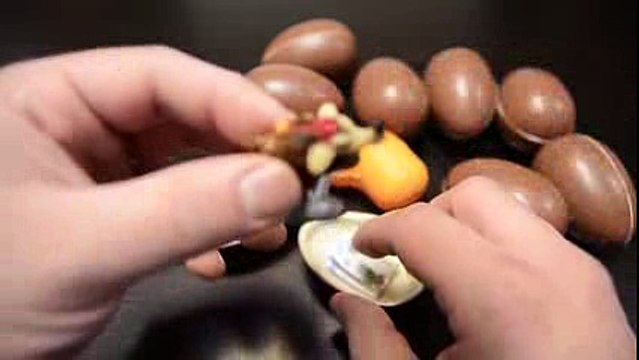 Surprise Eggs Kinder Surprise Bugs Bunny Looney Tunes Unboxing Toys for Children-Kids