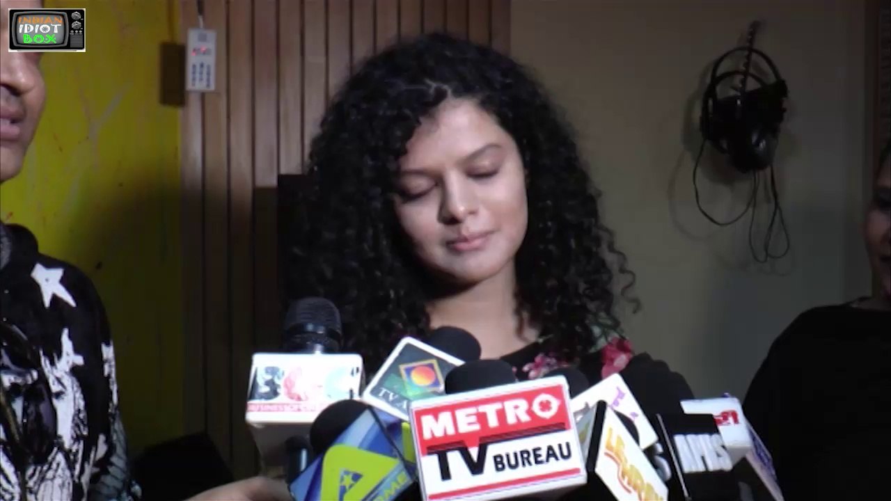 SONG RECORDING OF HINDI FILM II RED SIGNAL PALAK MUCHAL+UNVEIL OF 1ST RAVINDRATROPHY WITH SHAAN