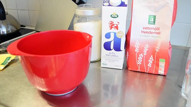 Пышные оладьи на кефире