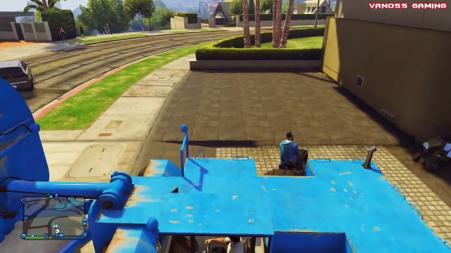 GTA 5 Online Funny Moments Gameplay - Lawn Mower Squad, Security Cameras, Cutters, Burger Stand