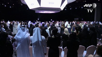 Lagarde: l'économie mondiale connaît une croissance "molle"