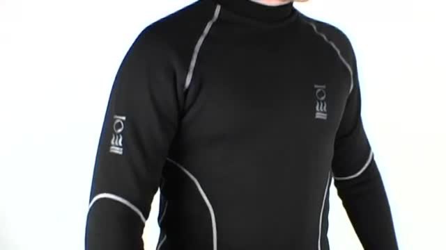 60 Second Scuba Lab - 4th Element Drysuit Undergarment