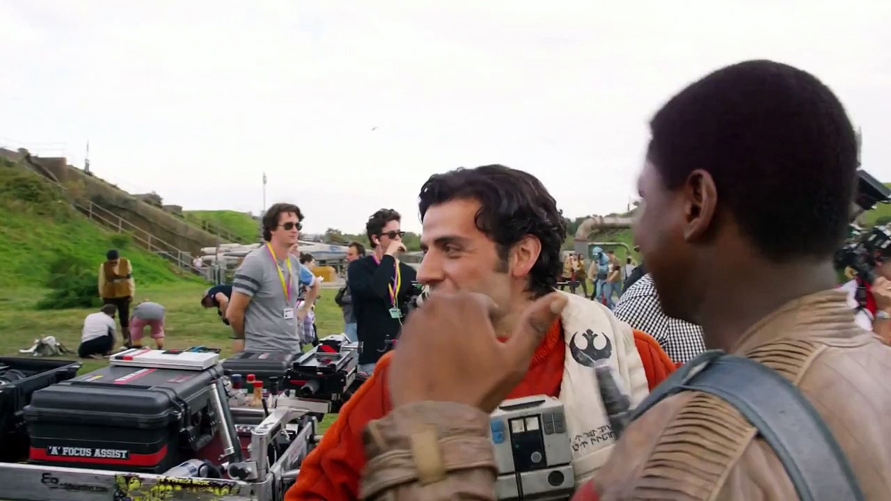 Star-Wars-The-Force-Awakens---The-Sound-of-a-Galaxy--official-featurette-2016-John-Williams