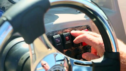 Stingray 214 LR Boat Buyers Guide 2013 Tablet