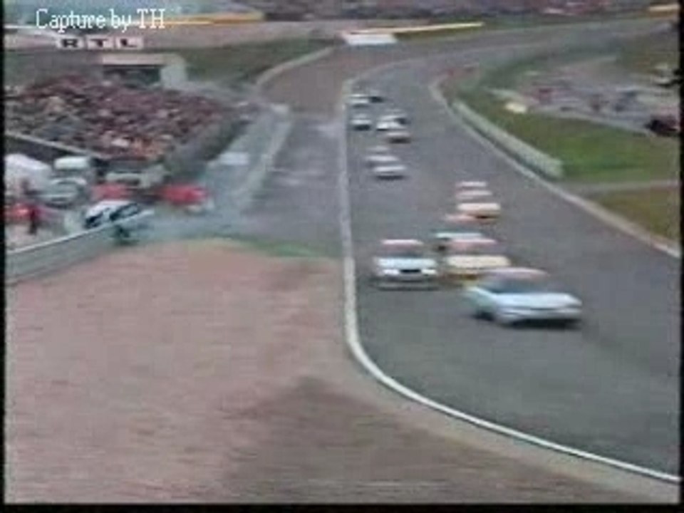 Ford Mondeo BTCC crash