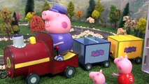 Peppa Pig Play Doh Toy Train Accident & Rescue Thomas and Friends Muddy Puddles English Episodes Fun