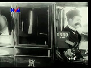 Charlie Chaplin : The Tipsy Playboy of One AM (1916)