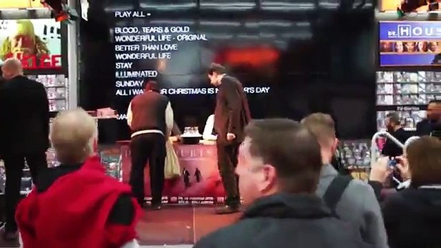 19 Feb 2016 - HURTS - SIGNING SESSION SATURN HANSARING KÖLN