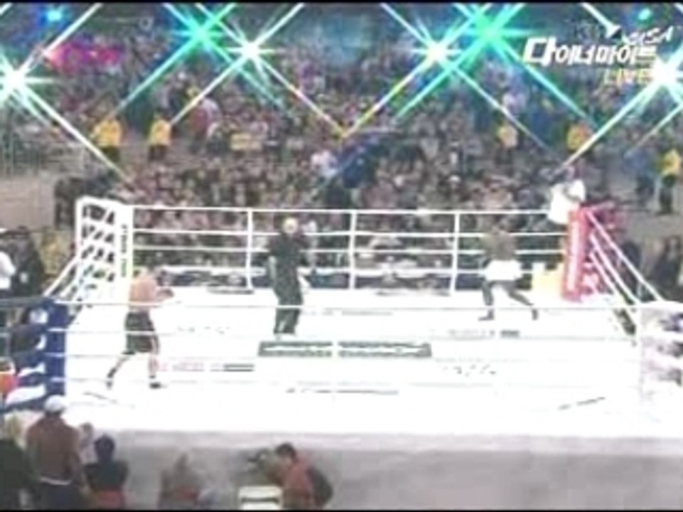 Dong Sik Yoon vs Melvin Manhoef