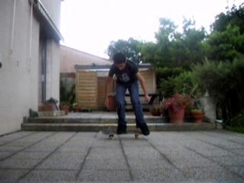 Skateboard Ollie Flip Pop-shove-it ralenti