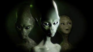 5 Celebrities Who Have Seen Aliens