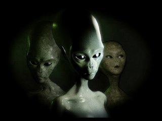 5 Celebrities Who Have Seen Aliens