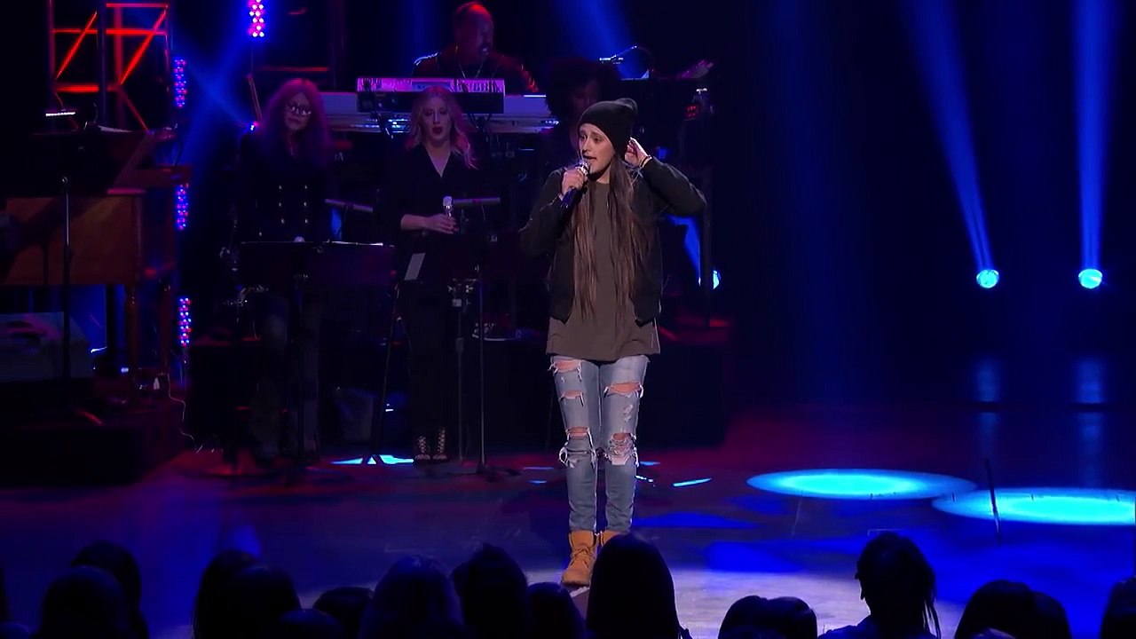 Avalon Young - Yo (Excuse Me Miss) by Chris Brown - AMERICAN IDOL