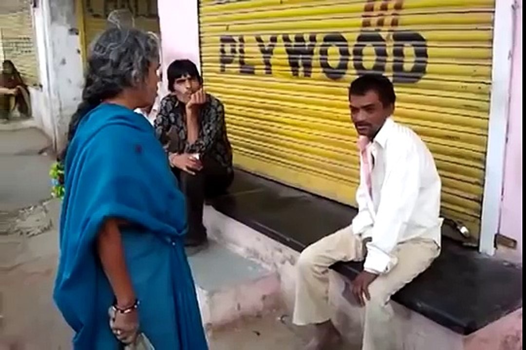 Live pitai larki ki