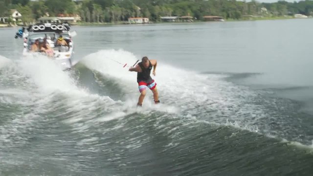 2013 Super Air Nautique G25 Editor Overview