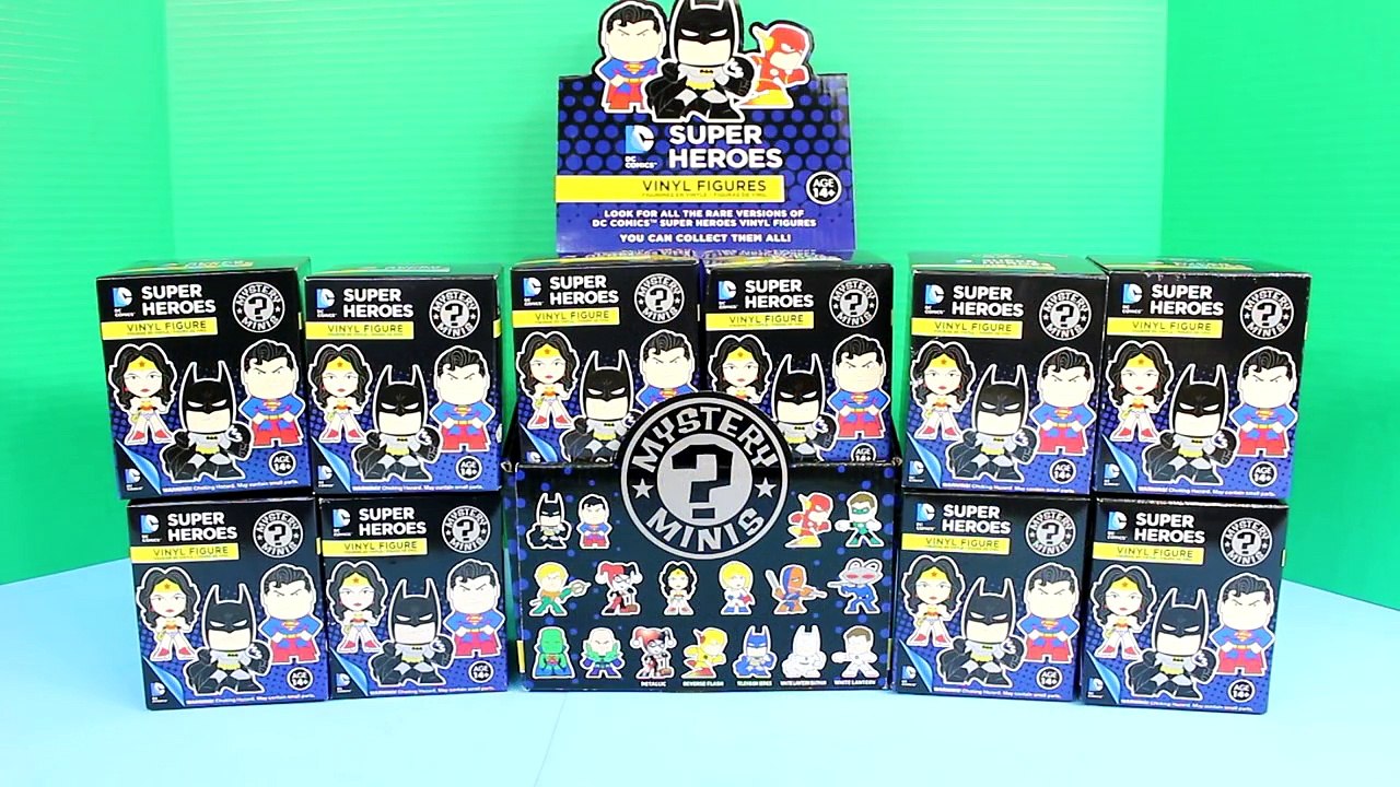 Mystery Minis Surprise BLind Box Super Heroes Batman Superman Flash Green Lantern