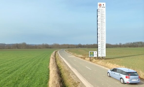 McDonald's propose la direction du prochain Burger King... avec humour ! #McDriveKing