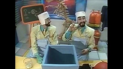 Cócegas no castelo ra tim bum / Tickling in a Brazilian TV Show