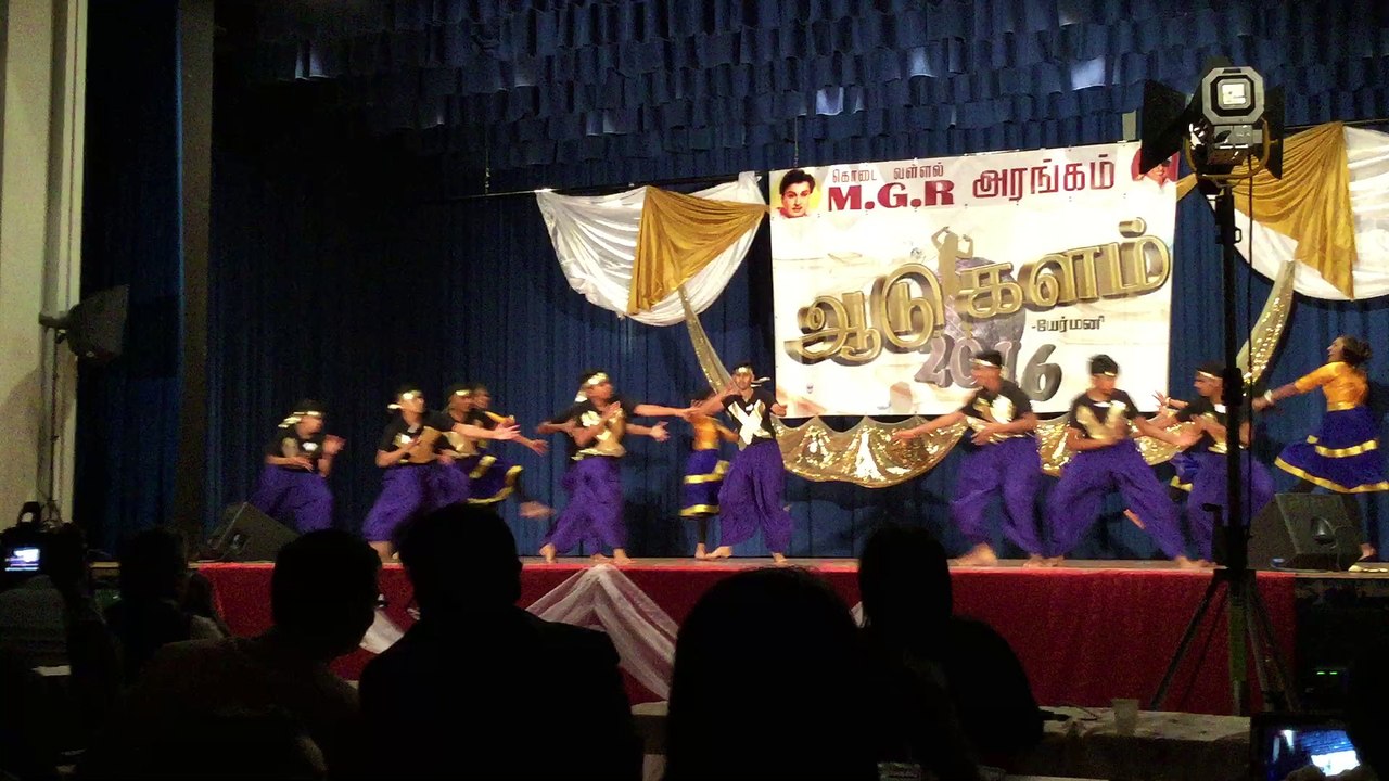 Tamil Superstars - Aadukalam 2016