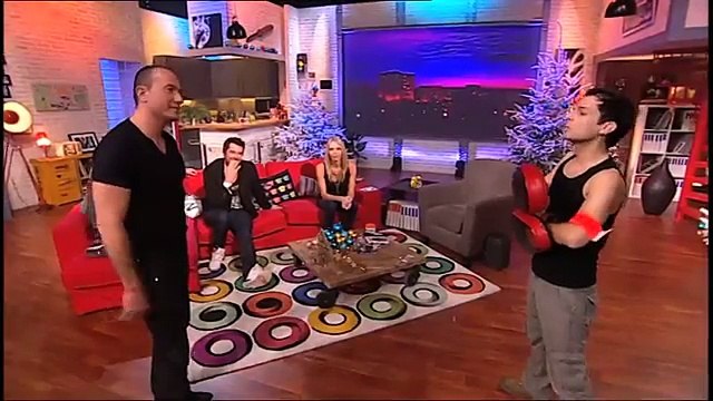 Pascal le grand frère VS Chartier Bienvenue Chez Cauet