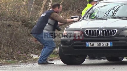 Report TV - Atentat biznesmenit në Lezhë   qëllohet me armë në makinë