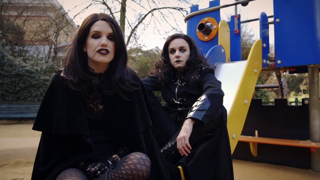 Jeanne Dark, 31 ans, Illustratrice pour enfants - Filles d'Aujourd'hui du 25/04/15 - CANAL+