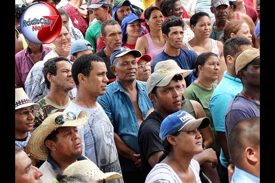 Entrevista com líder dos Sem-Terras Douglas Elias