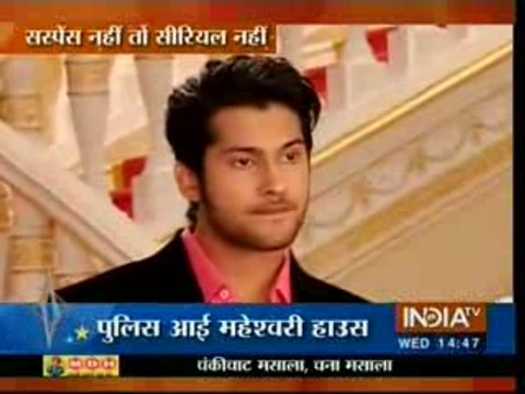 Swaragini 24 February 2016 Kavya Ko Swara Ke Saath Jagdate Dekh Laksh Ko Aaya Kavya Par Gussa