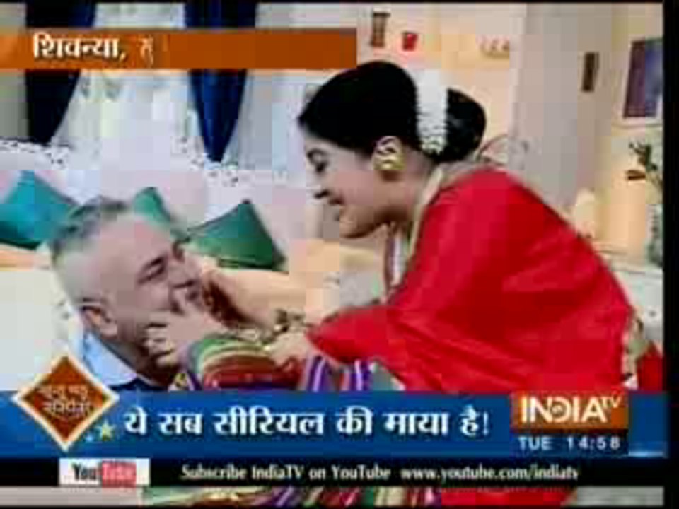Naagin 24 February 2016 Ritik Ke Maut Se Yamini Ko Pada Pagalpan Ka Dohra