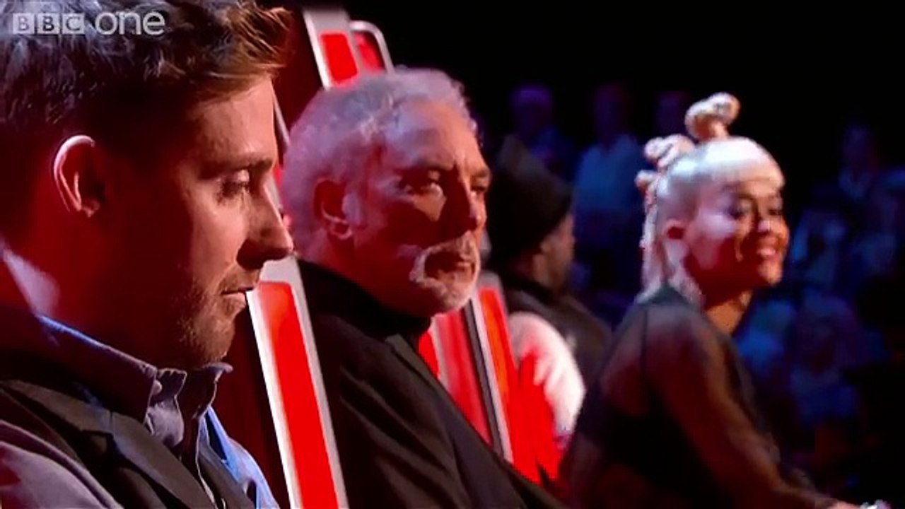 Oli Bond performs 'All Along The Watchtower' - The Voice UK 2015: Blind Auditions 4 - BBC One