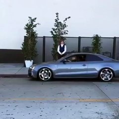 Когда пытаетесь быть джентльменом)))