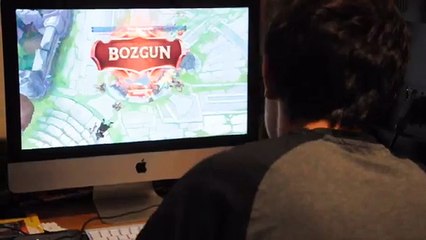 Berkcan Güven-Anne Online Oyun Durmuyor (Adele-Hello Cover) (Trend Videos)