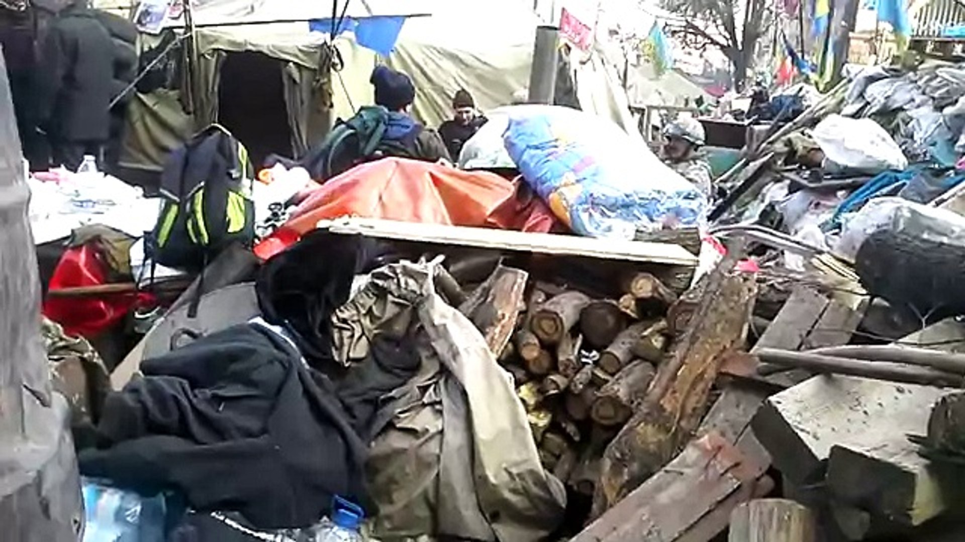За барекадами Евромайдана Украина