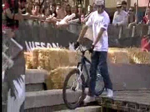 PAUL Basagoitia QashQai Urban Challenge North Shore