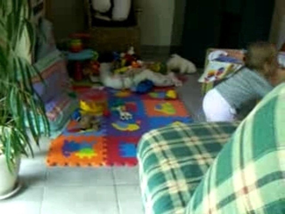 Premiers pas d'Alizée