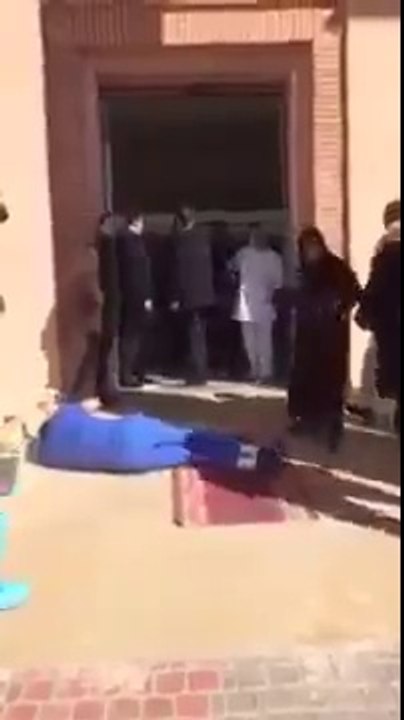 الفوضى والسيبة فهذه البلاد الحزينة المغلوبة على أمرها