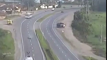 ДТП мотоциклиста и фуры