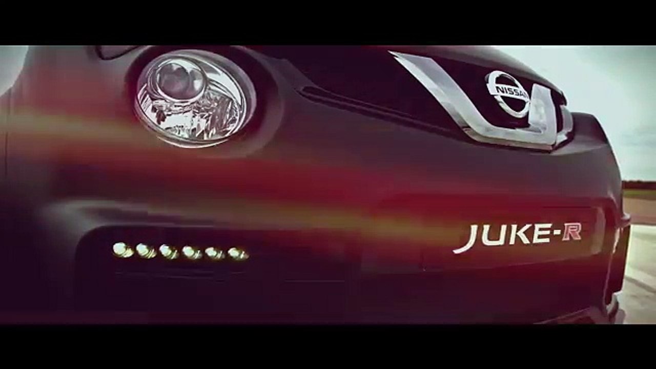 Nissan Juke-R é assim que derrapa um Juke com 600CV!