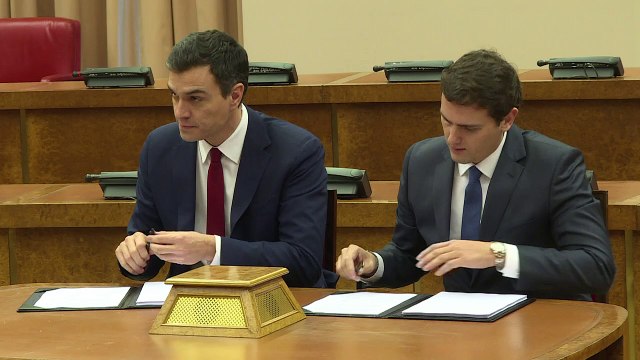 Spain's Socialists reach political deal with centrists