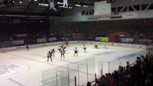 Hockey : Amiens - Epinal, le but du 1-0